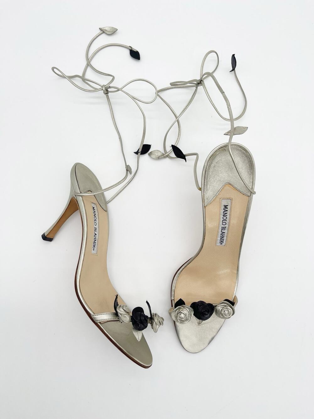 Manolo Blahnik 90s Champagne Black Fiore Rosette Lace Up Wrap Sandal Heels IT 40